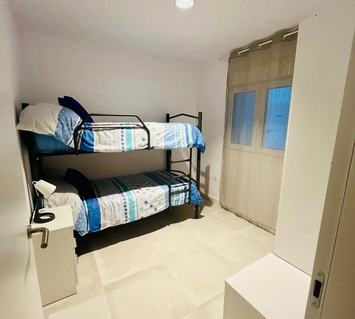 Apartamento 1º Linea De Playa 3 Dormitorios El Puerto  0*, El Puerto (Andalucia)